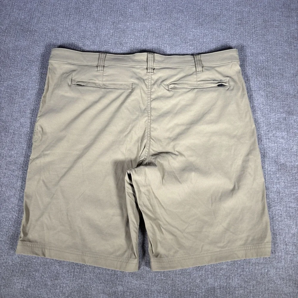 Eddie Bauer Travex Shorts Mens‎ 42 Beige Tan Horizon Guide Chino Stretch Nylon